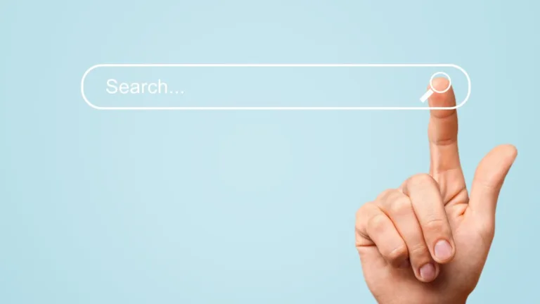 User performing search query illustrating zero-click search behavior and AI-generated answers